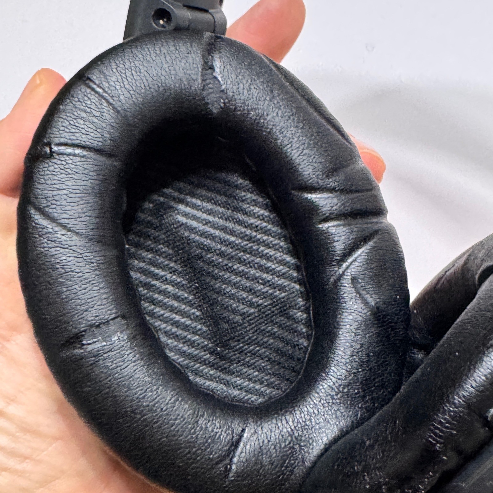 Bose QuietComfort 35 II Wireless Noise Cancelling Headphones Black 789564-0010