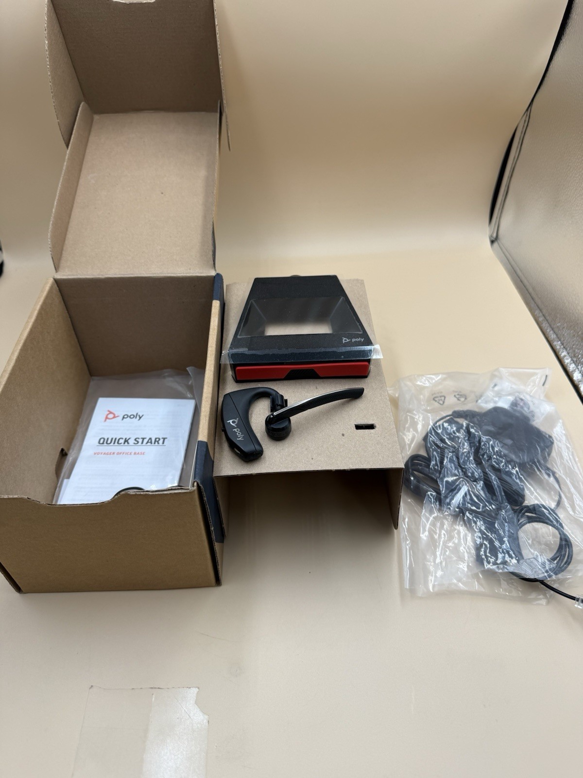HP Poly Voyager 5200-M Office Headset +USB-C to Micro USB Cable TAA
