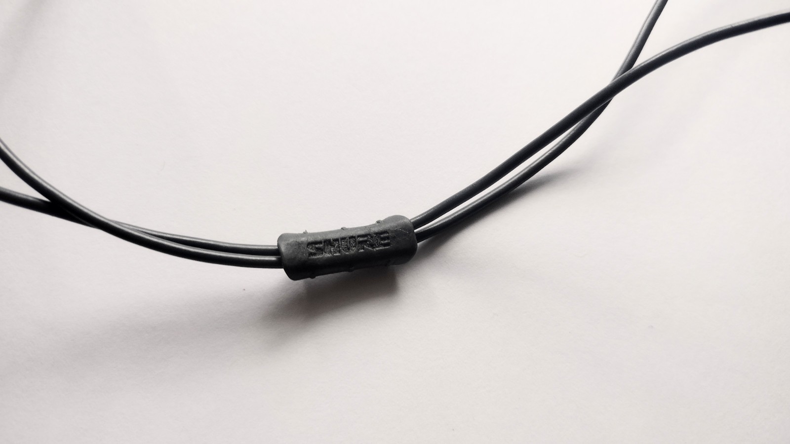 SHURE SE110 Sound Isolation Earphones