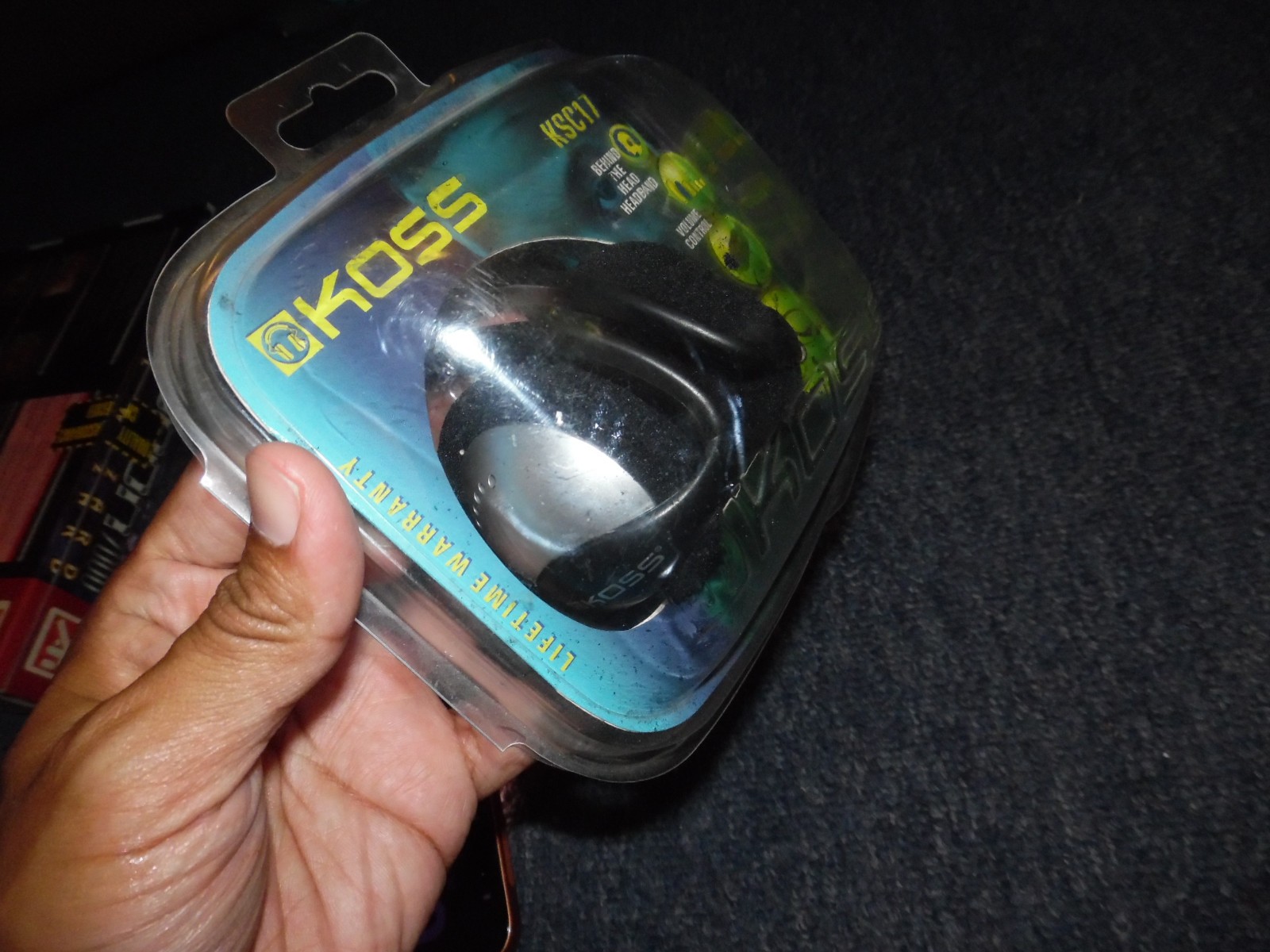 VINTAGE New Koss KSC17 Headphones In Line Volume Control Behind The Head