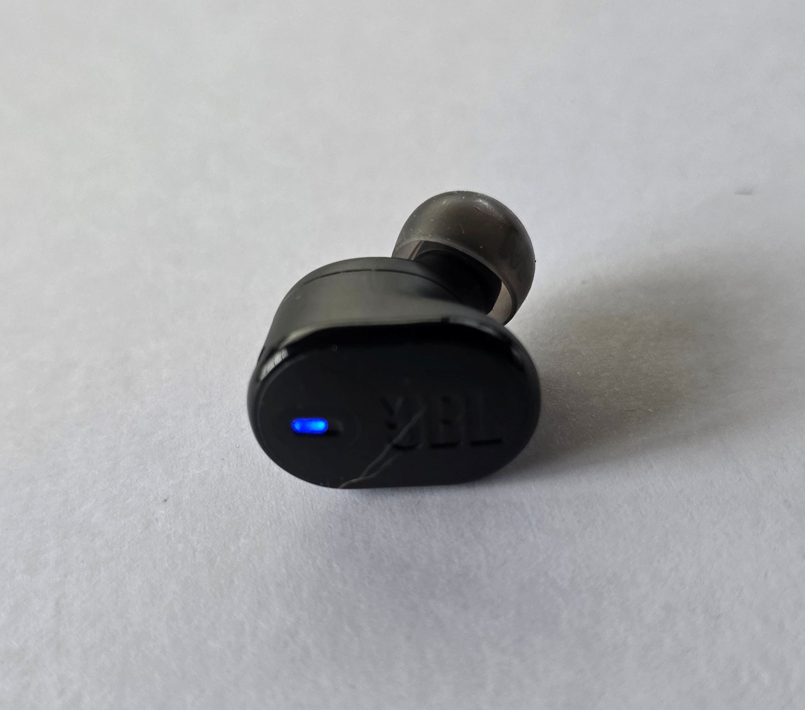 Unused OEM Black JBL Tune Buds 2 True Wireless RIGHT SIDE ONLY Earbud in Bulk Pk