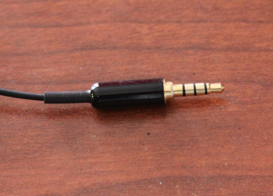 Klipsch Image S4i Noise Isolating Black Headphones -1st Gen Round Cable