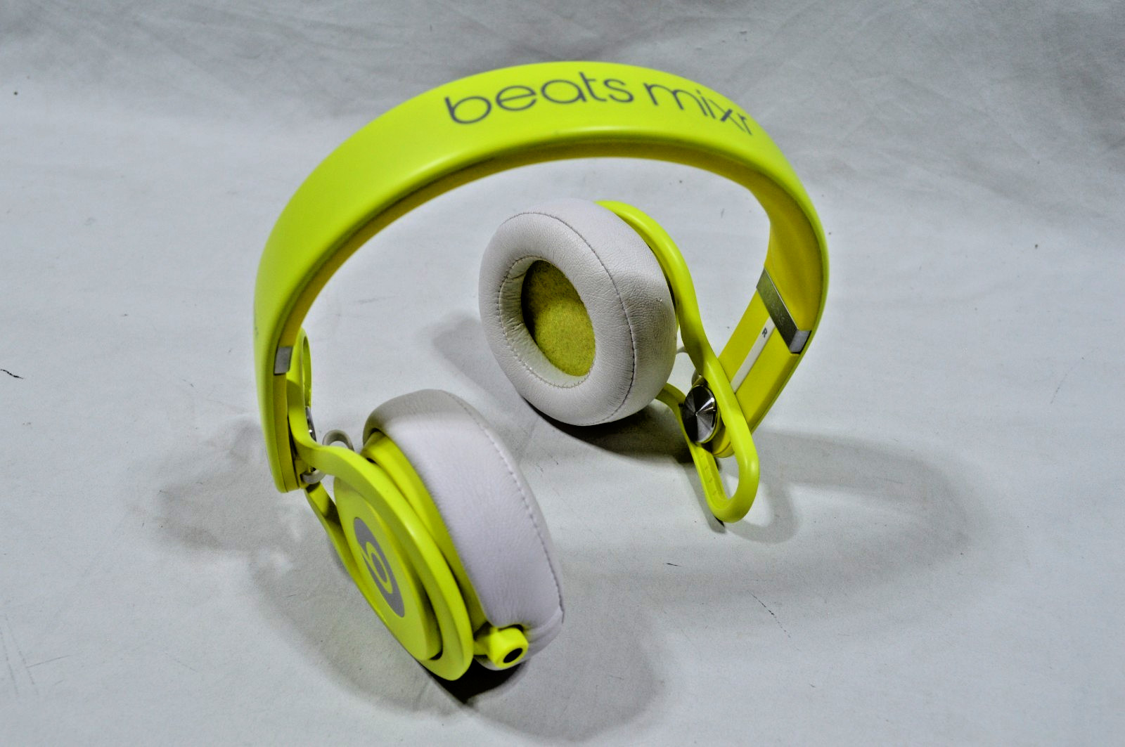 Beats ‘Mixr’ Wired Neon Green Limited Edition David Guetta DJ Headphones