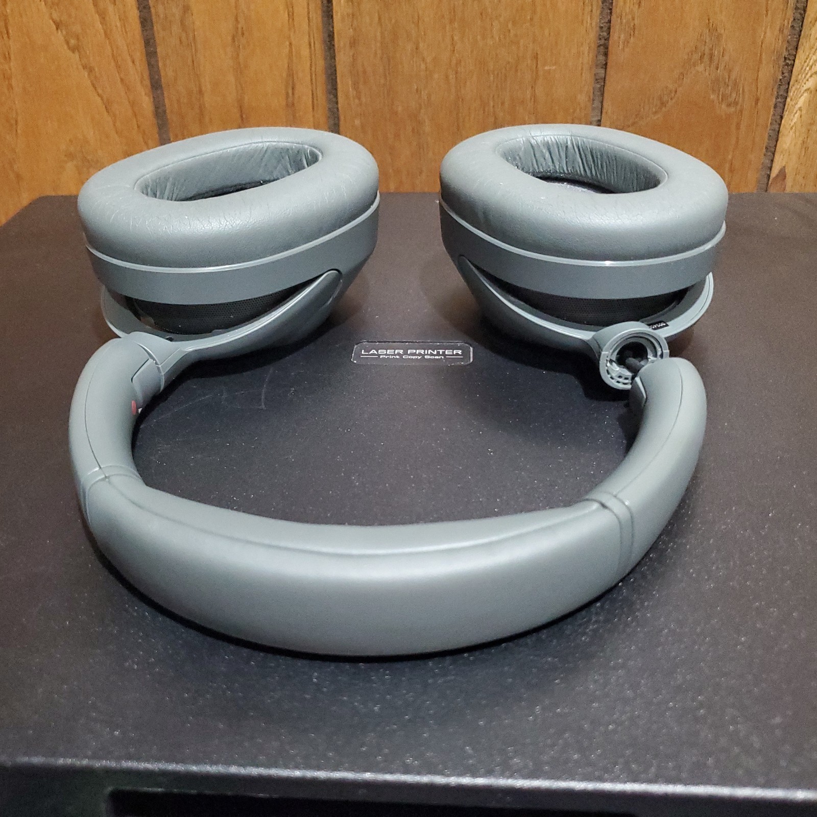 SONY ULT WEAR WHULT900N/H Headphones (For Parts, Fully Functional) Broken Hinge