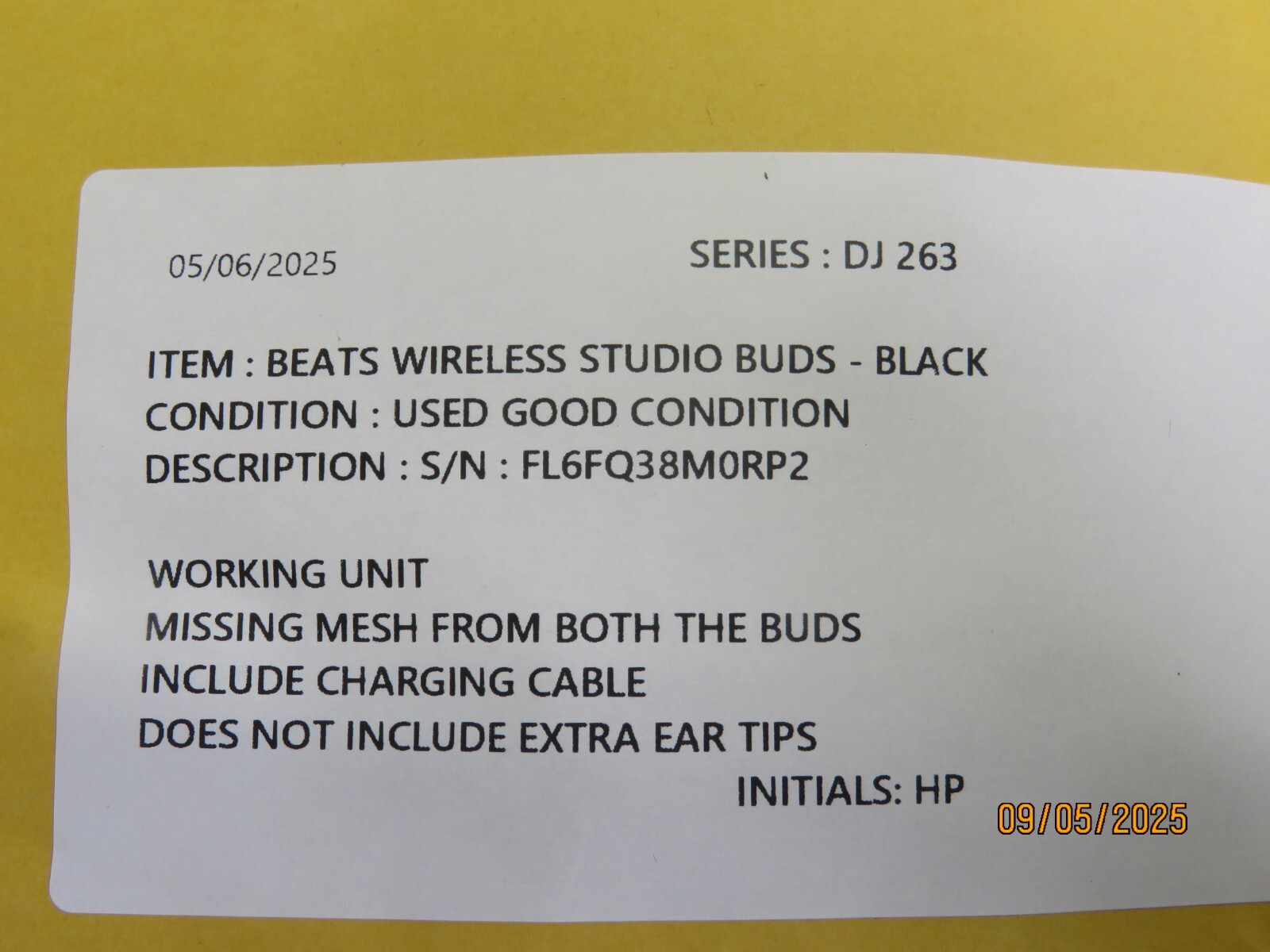 Beats by Dr. Dre Studio Buds – Black (MISSING MESH) [DJ263]