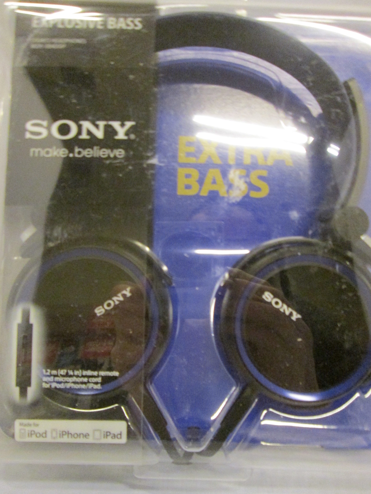 MDRXB400IP BRAND NEW Sony MDR-XB400IP 30mm Extra Bass Headphones iPod/iPhone
