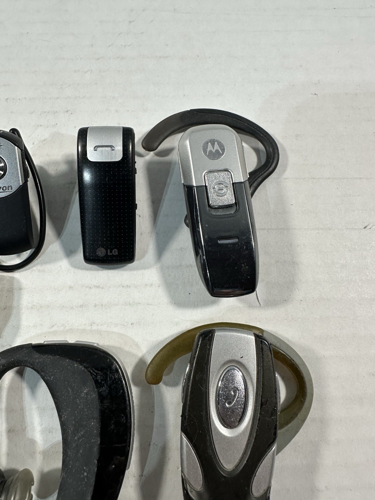 Used Bluetooth Earpiece Mixed Brands LG, Motorola, Verizon Lot of 7 Not Tested