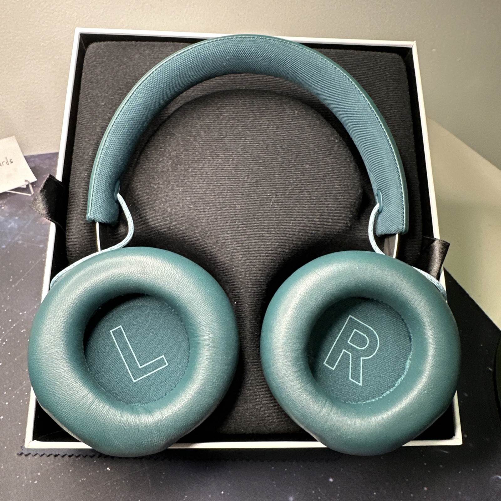 Bang & Olufsen Beoplay H4 – Steel Blue – Bluetooth Headphones – Excellent