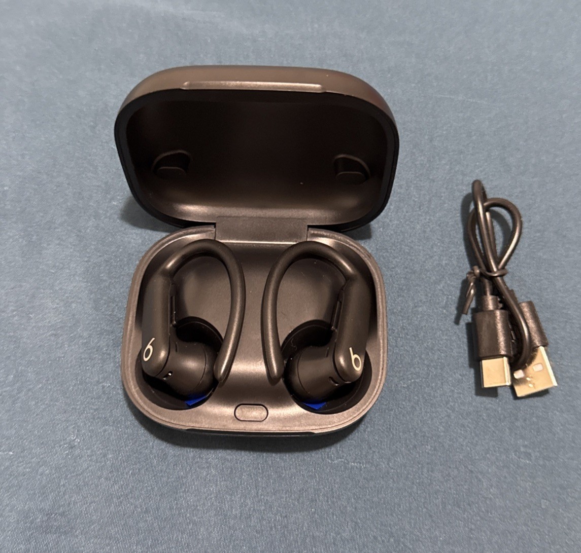 Powerbeats pro 2 high performance Wireless Earbuds black color