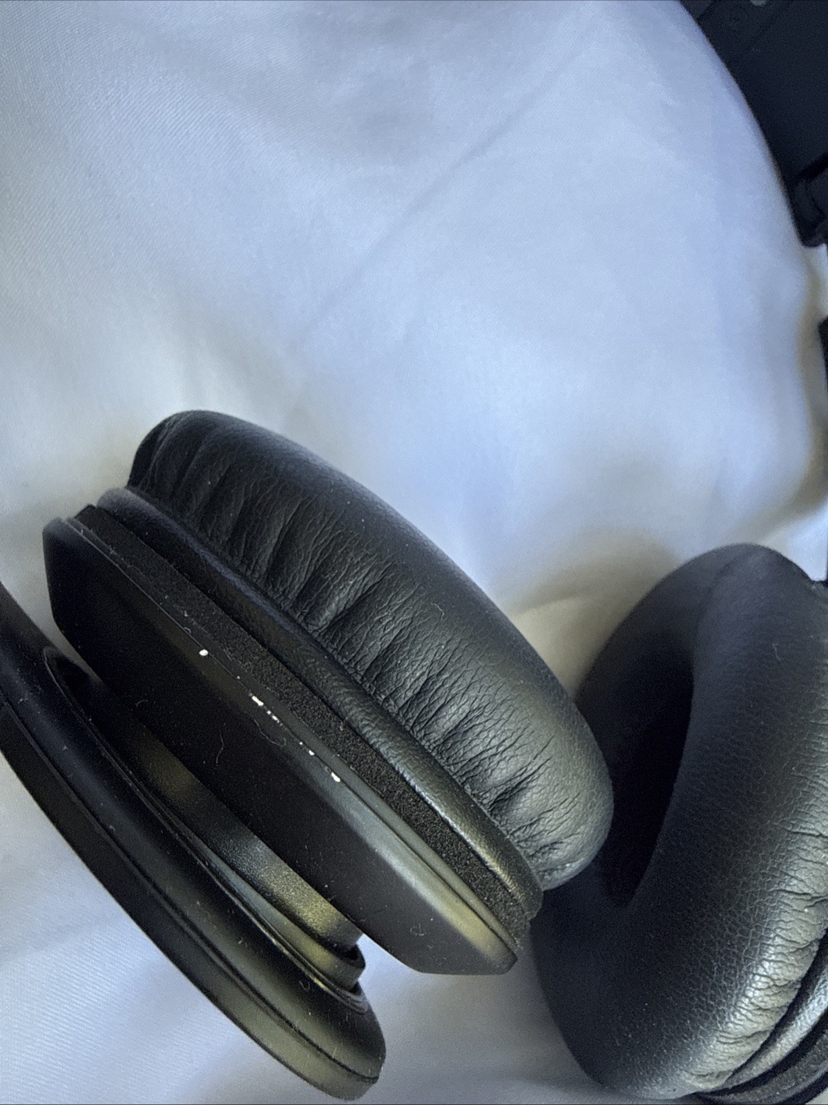 Beats Solo HD Wired On Ear Headphones Black Matte Model Monster Audio Cable 2012