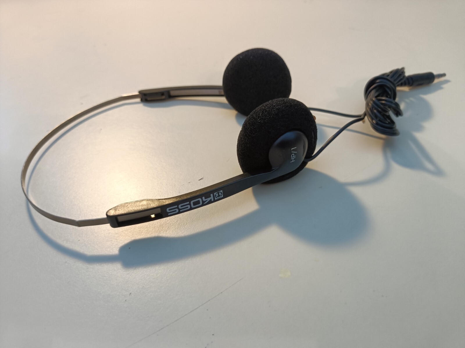 VTG 1980-1990’s Koss HP/1 Portable Lightweight Stereo Headphones