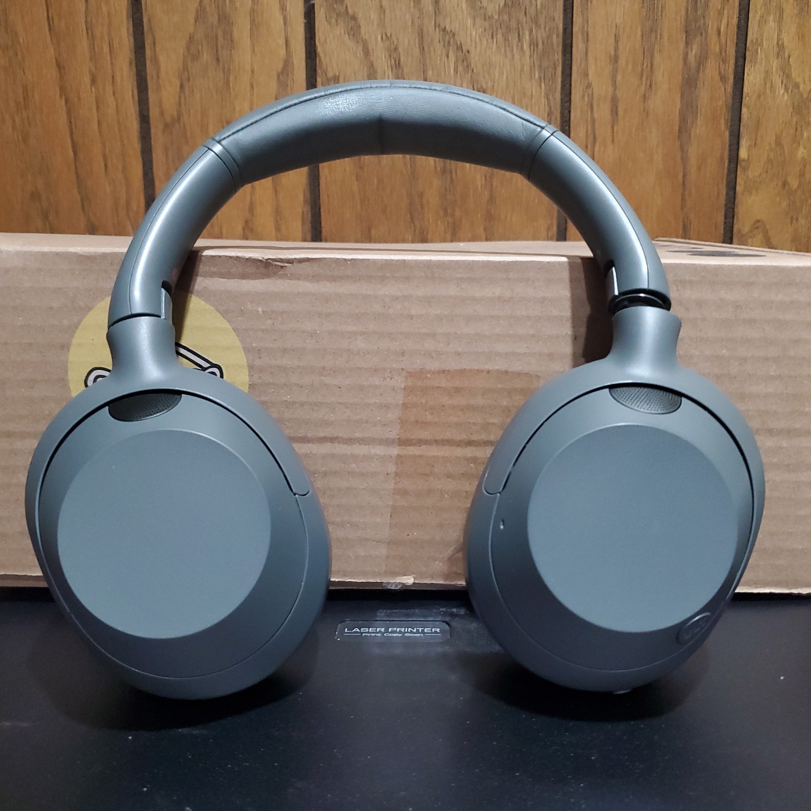 SONY ULT WEAR WHULT900N/H Headphones (For Parts, Fully Functional) Broken Hinge