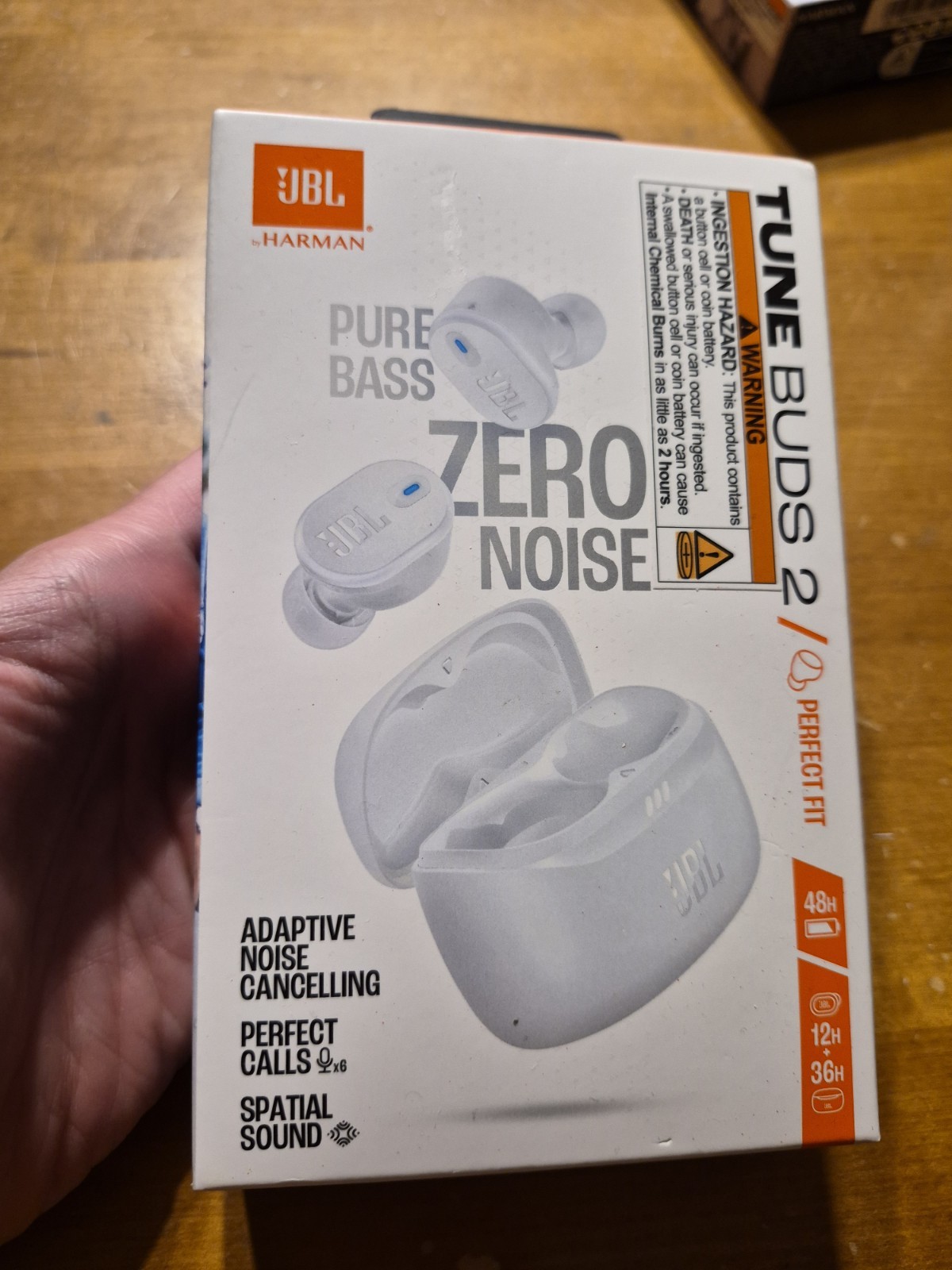 JBL White Tune Buds 2 Earbuds Perfect Fit Adaptive Noise Cancelling Zero Noise