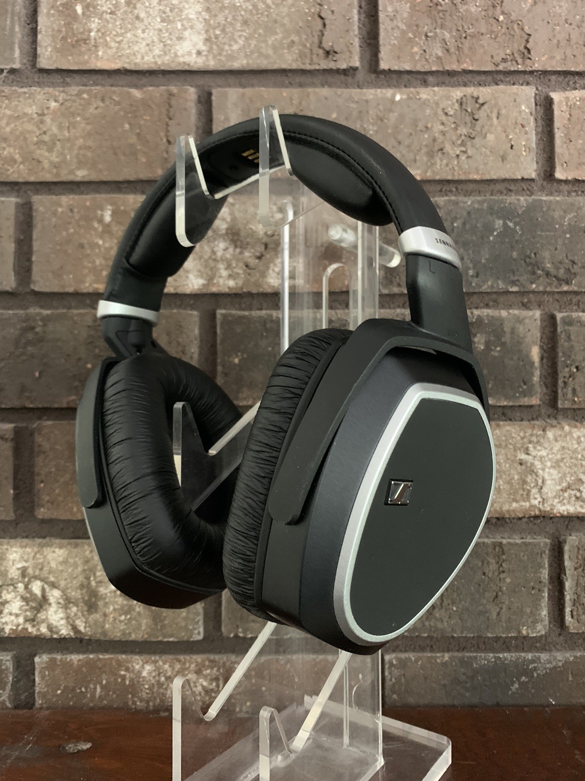 Sennheiser HDR 195 Wireless Headphones For RS 195-U RF Listening System | CLEAN