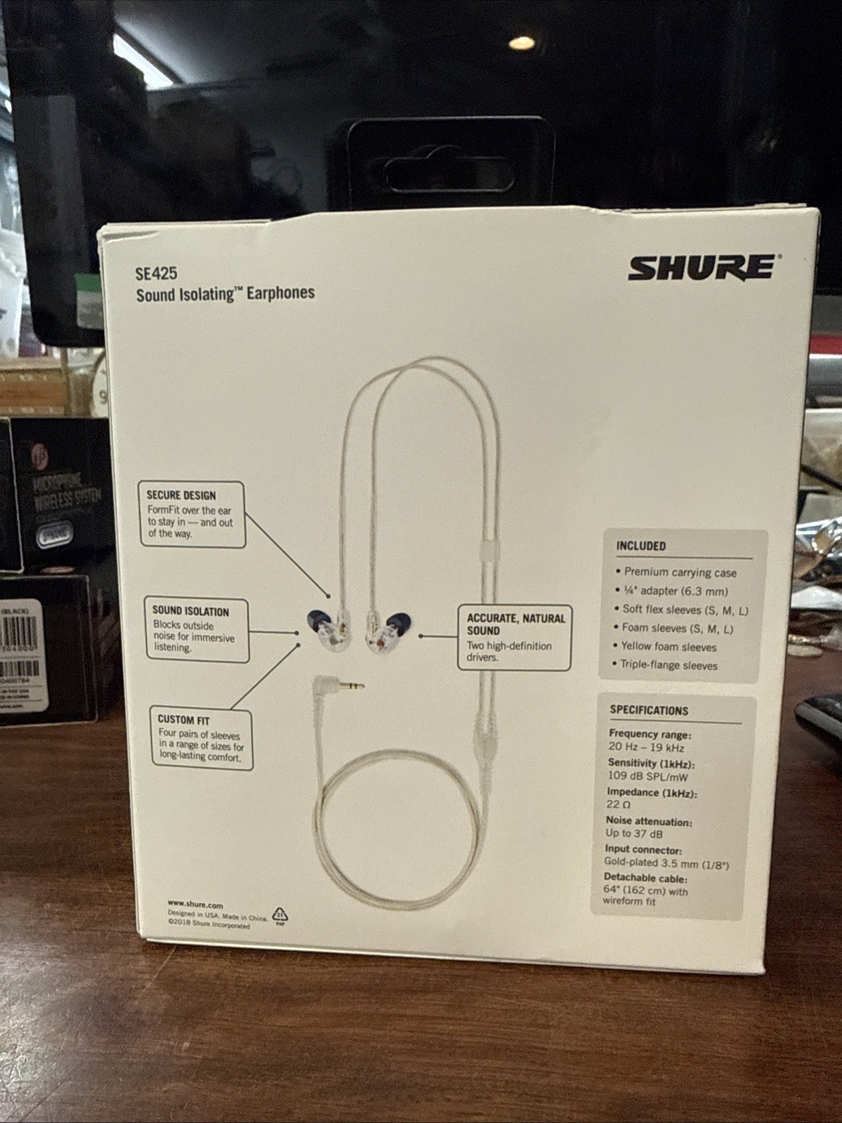 Shure SE425 Sound Isolating Earphones Color Clear – New