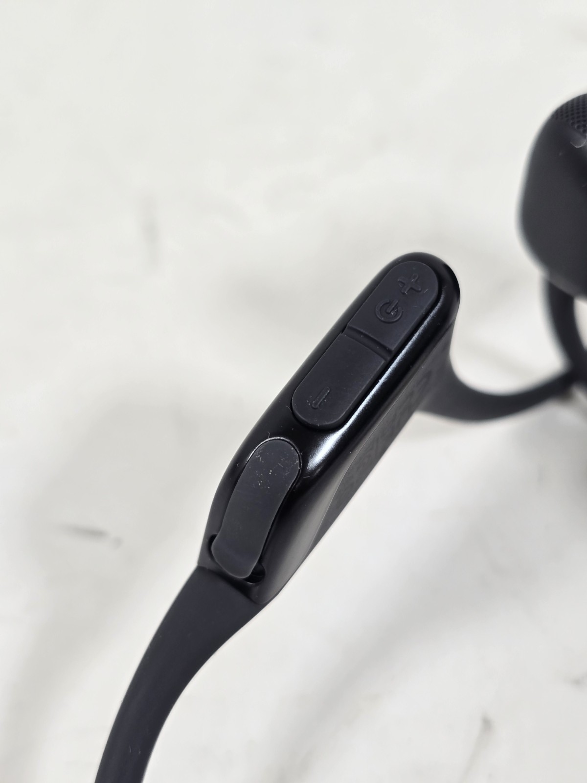 Shokz OpenRun Pro 2 Wireless Bone Conduction Headphones S820 FOR PARTS READ