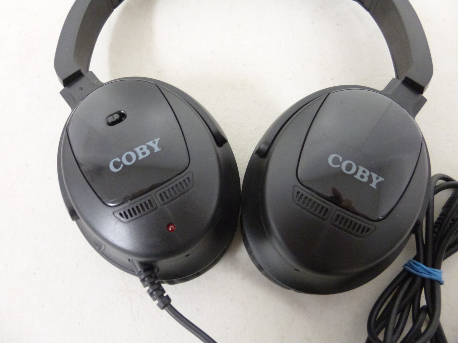Coby CV-194 Noise Canceling Headphones