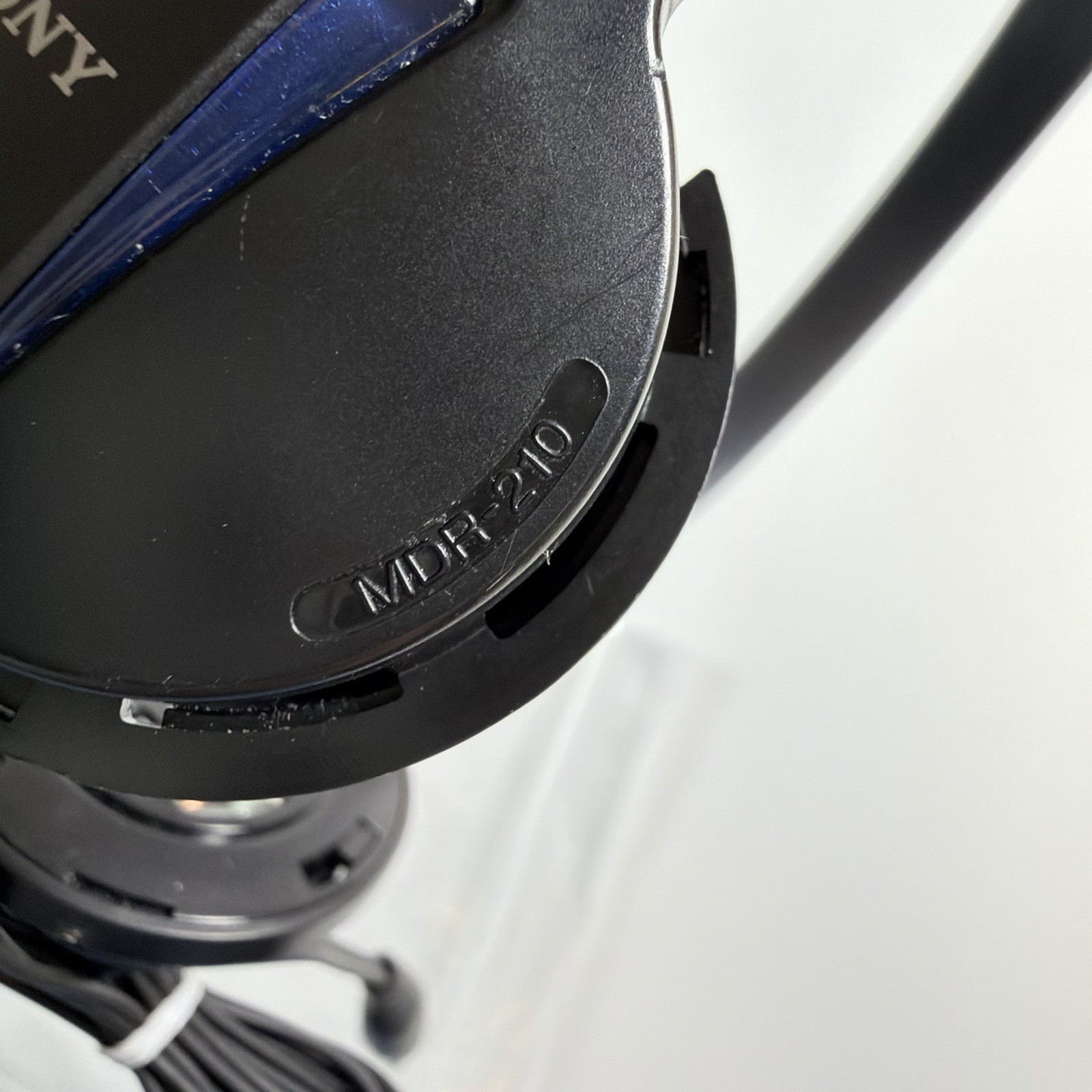 Sony MDR-210 On Ear Wired Headphones Black Tested and Working OEM Genuine