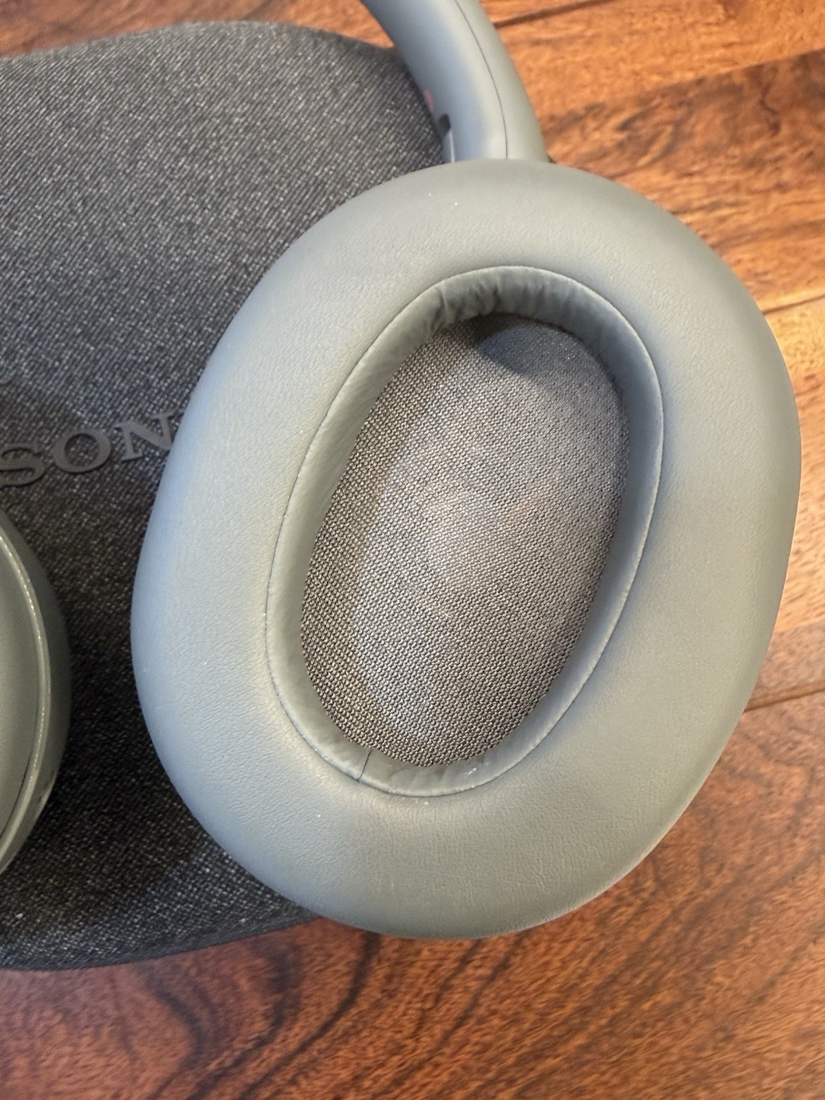 Sony ULT WEAR 900N Wireless Noise Canceling Bluetooth Headphones – Forest Gray
