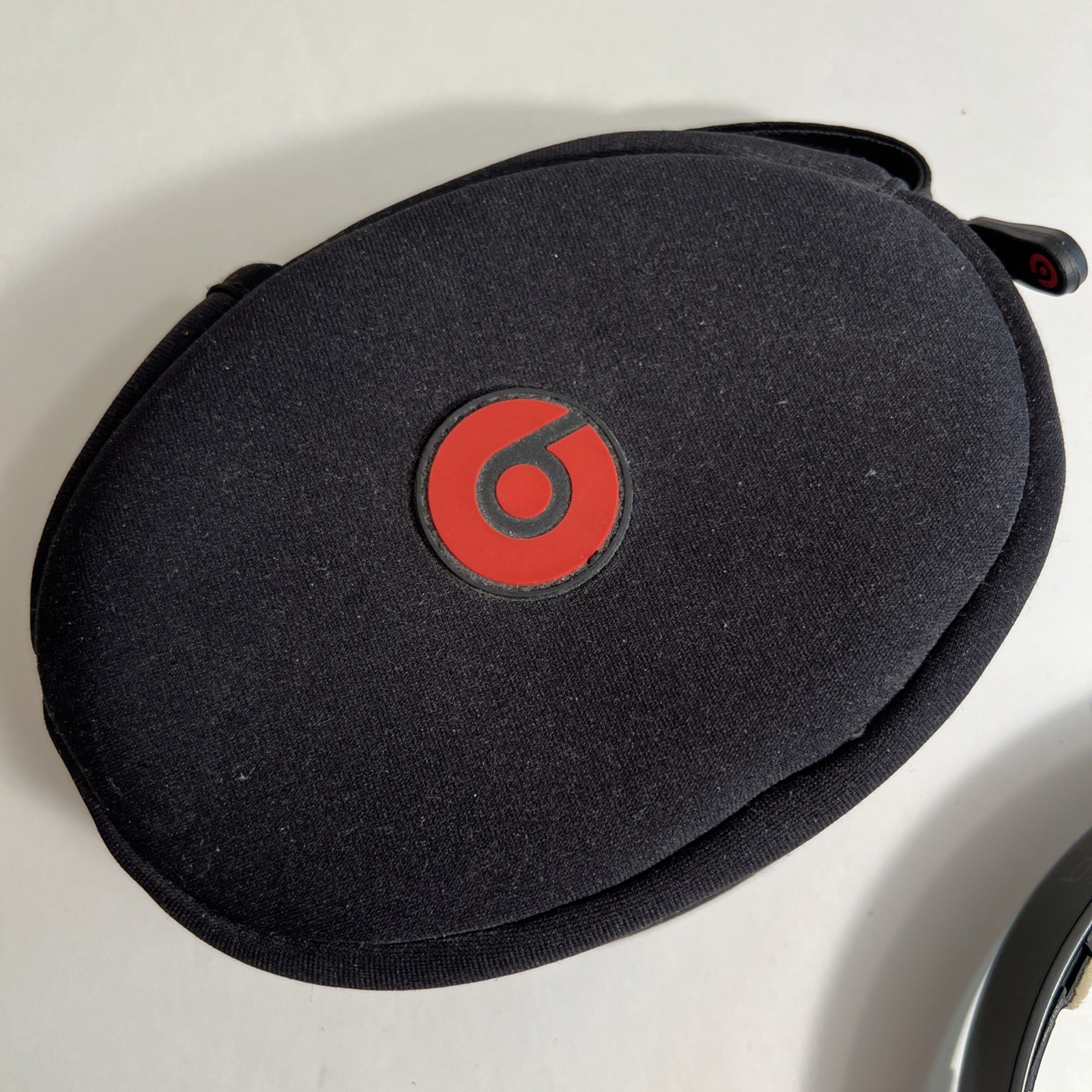 Beats Dr Dre Solo HD Compact Folding Headset F2212 in Soft Zipper Pouch NO CORD