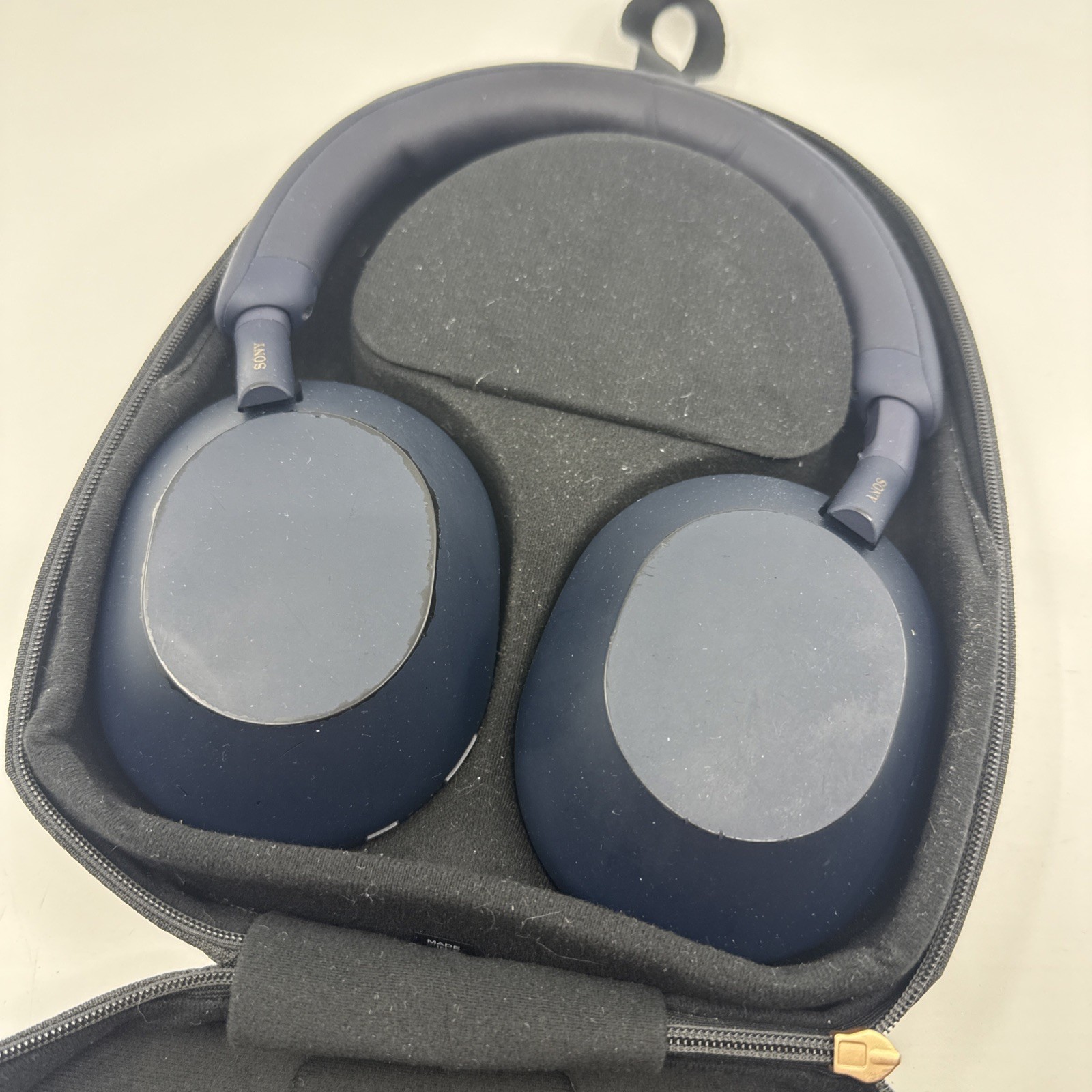 Sony WH-1000XM5 Blue Wireless Bluetooth Noise Cancelling Headphones + Sony Case