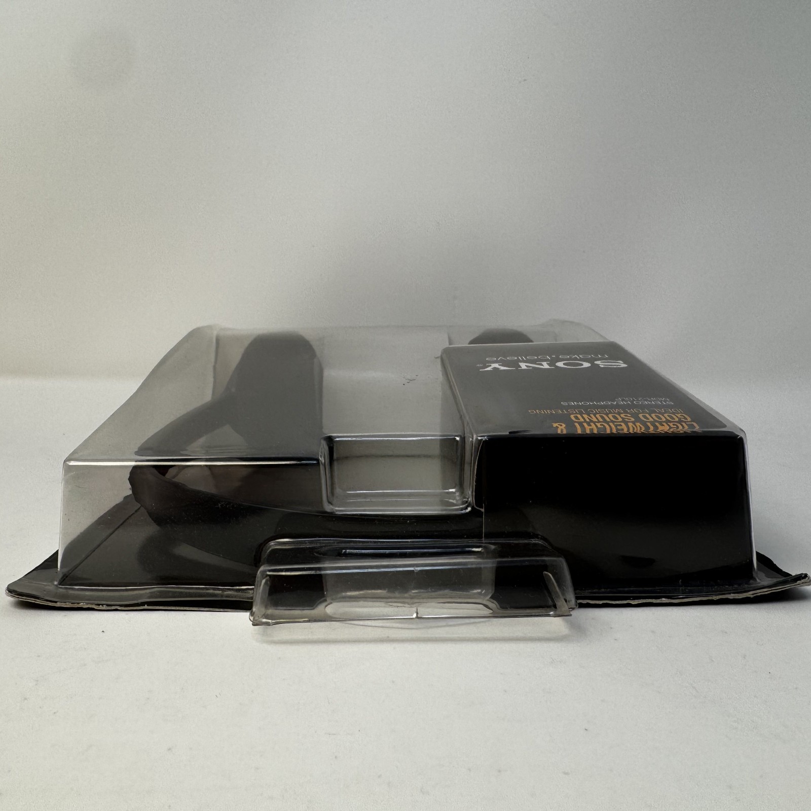 Sony MDR-210LP Lightweight Stereo Headphones New Old Stock 2009: Sealed