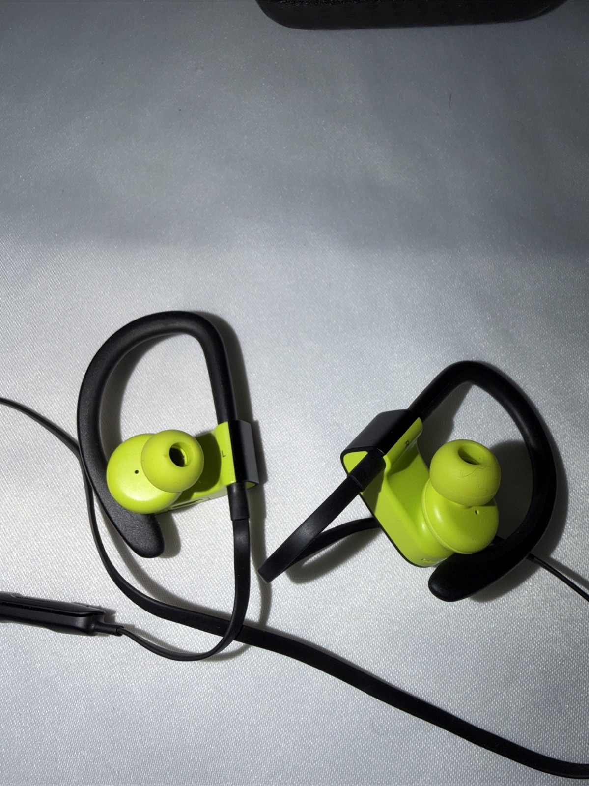 Beats by Dr. Dre Powerbeats3 In Ear Headphones Green Black Fully Tested&Working