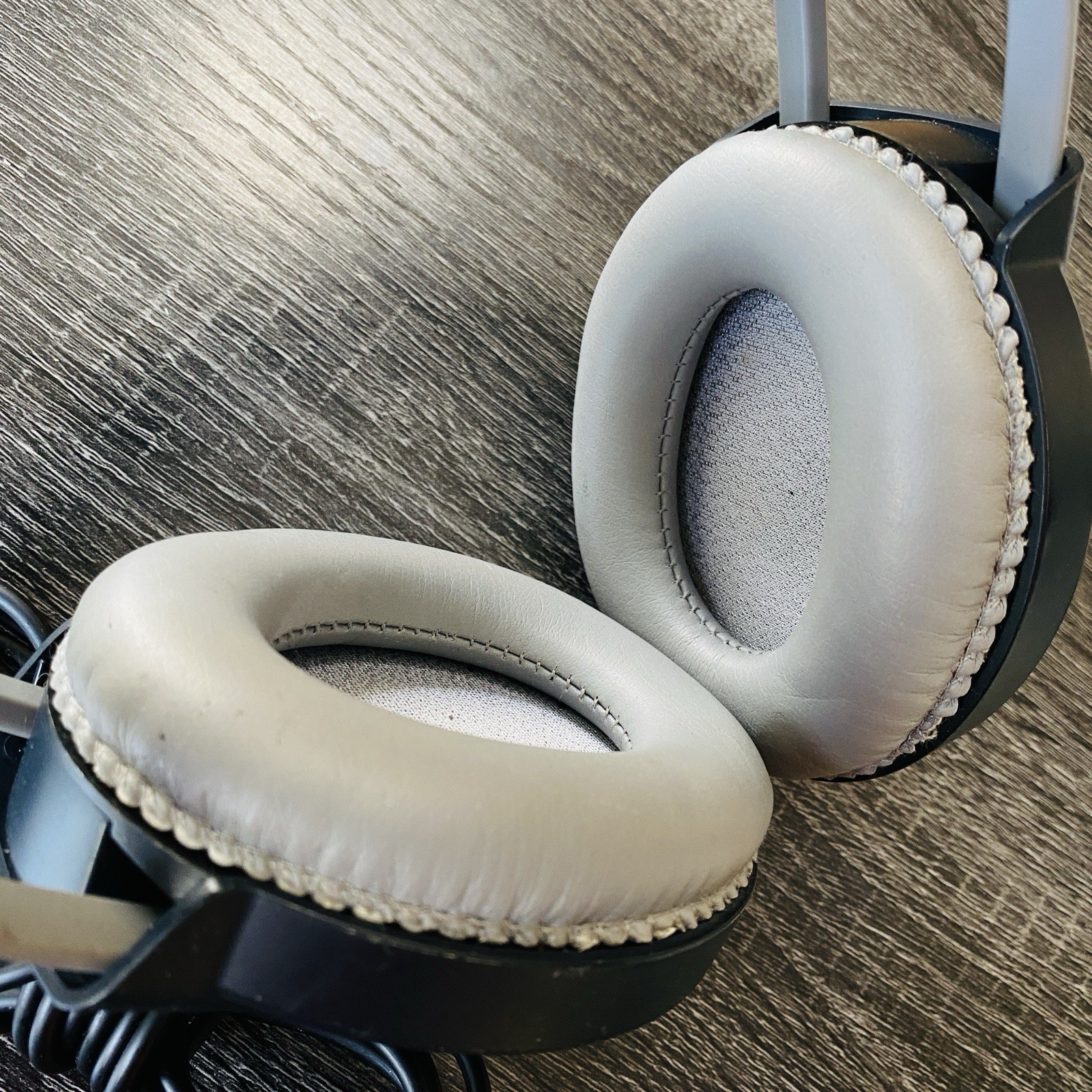 AKG M 80 MkII Mark 2 Mk2 Stereo Headphones Semi-open 3.5mm Tested Working