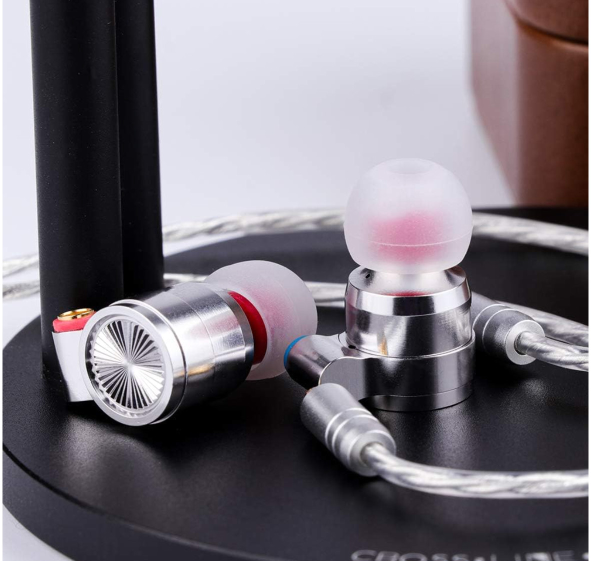 Linsoul Tin HiFi T4 In Ear Monitor Earphones MMCX Silver Cable Open Box