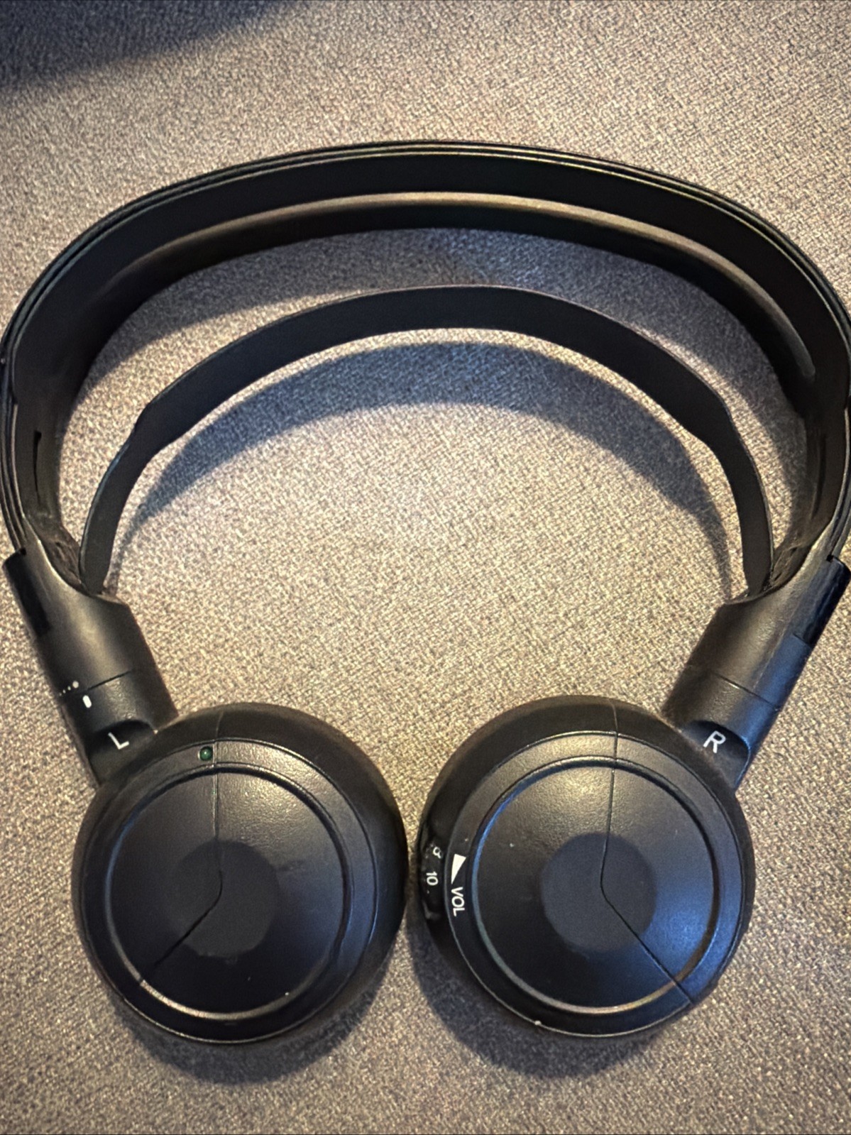 Pair Of 2005-2020 Honda Odyssey Pilot Rear Entertainment Wireless Headsets OEM