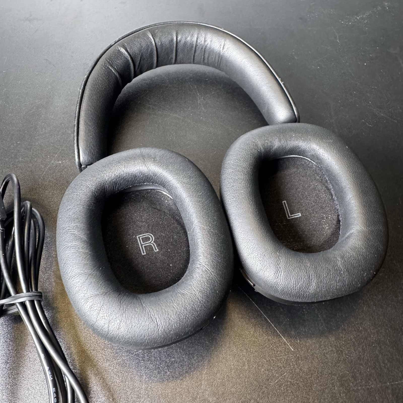 Bowers&Wilkins PX8 Bluetooth Wireless Noise-Cancelling Headphones Black