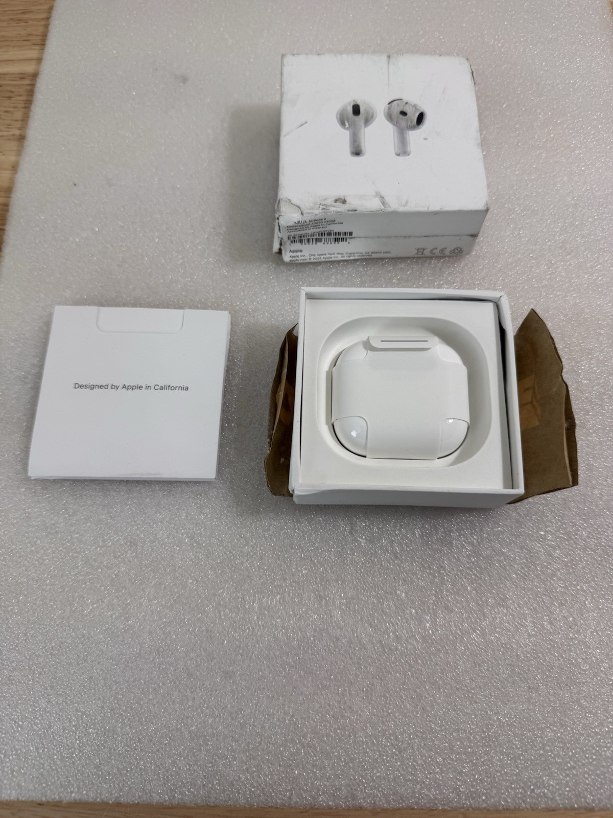Apple AirPods 4 Wireless In-Ear Earbuds Bluetooth White MXP63LL/A (New Open Box)