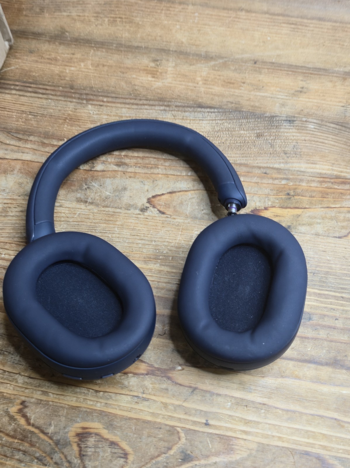 Sony WH-1000XM5 Wireless Noise Cancelling Headphones (Blue) Right Broke