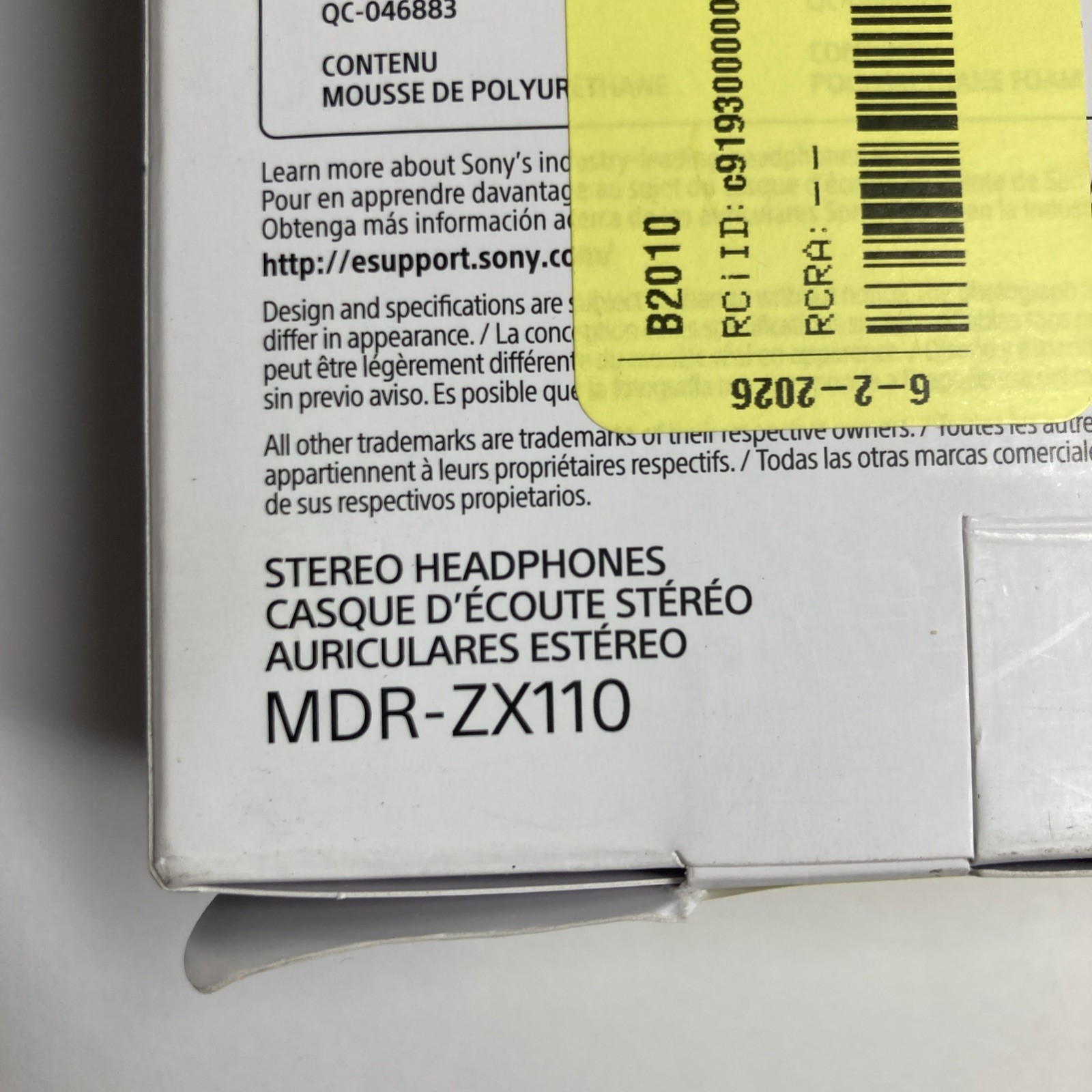 Sony MDR-ZX110 On-Ear Wired Headphones, Black Stereo Headphones 2021 in box