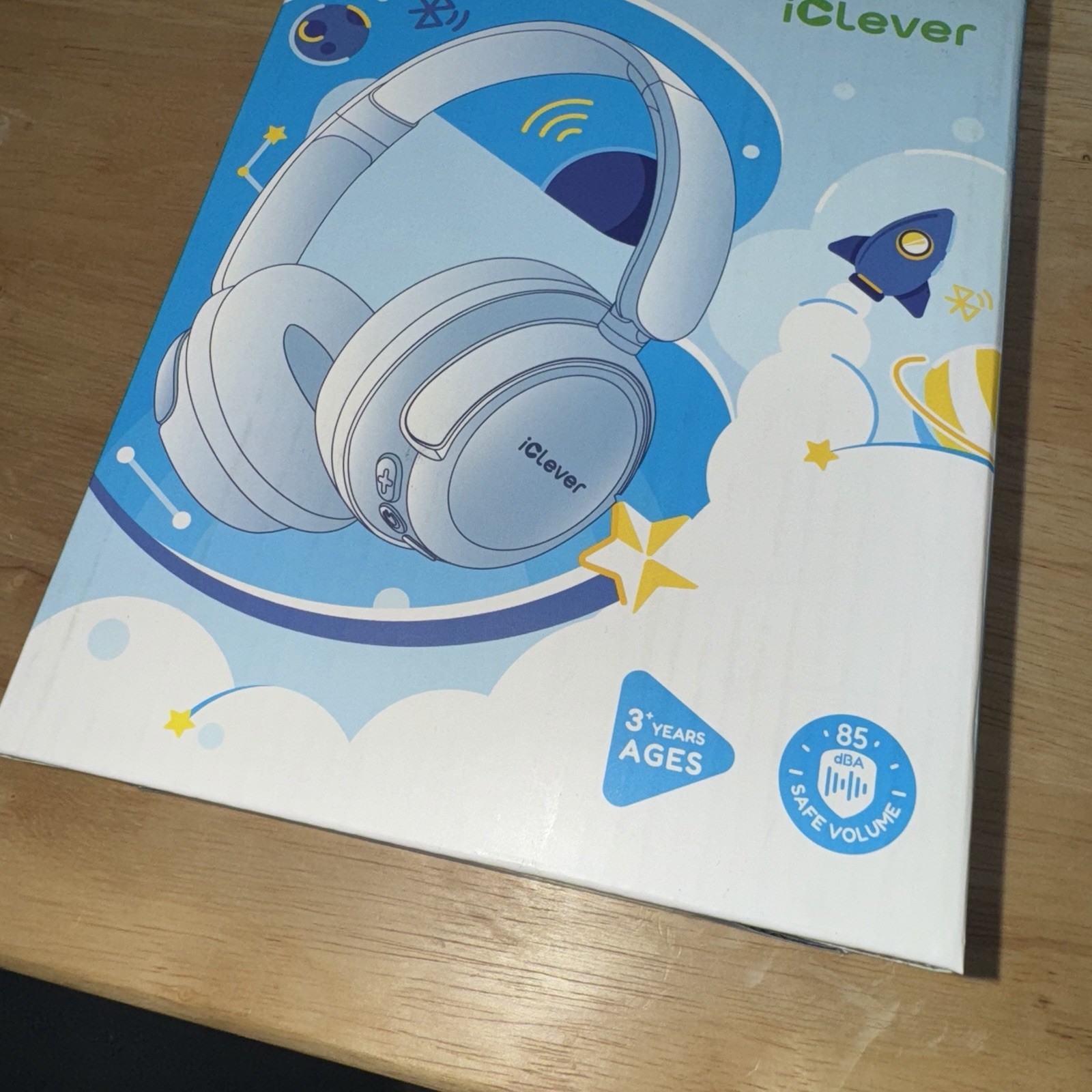 iClever BTH22 Kids Bluetooth Headphones, 60H Play Time, 74/85 dBA Safe Volume