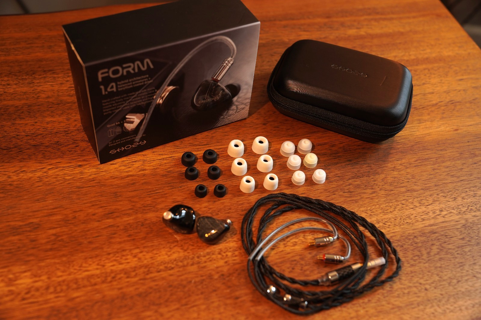 Shozy Form 1.4 Hybrid 5 driver IEM. Smooth analog sound