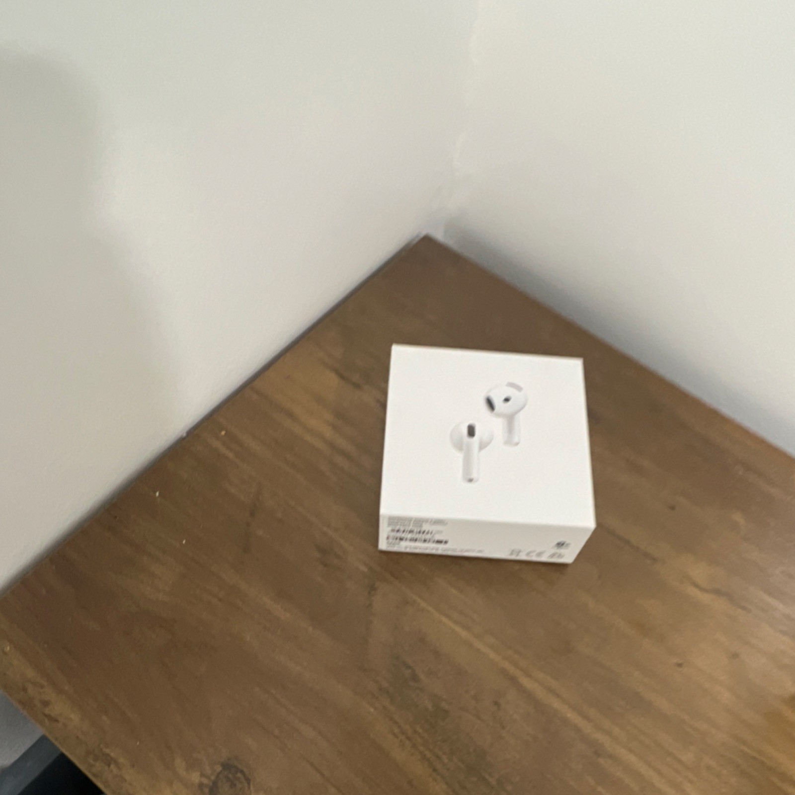 Apple AirPods Wireless Bluetooth In-Ear Earbuds White Double 2020s