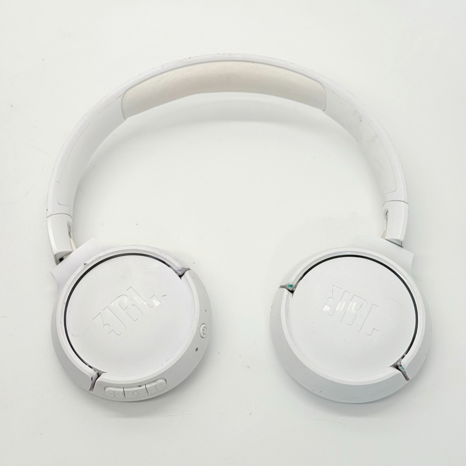 JBL tune 520bt Wireless Over-Ear Bluetooth Headphones White