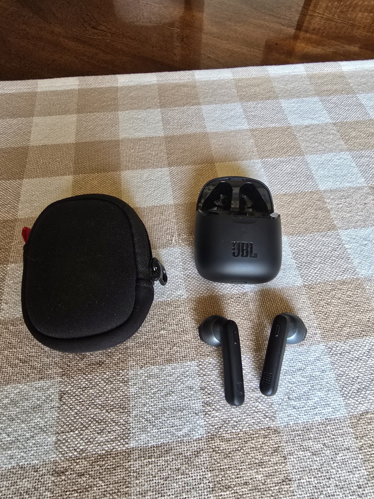 JBL Tune Buds Wireless Zero Noise Cancelling Pure Bass Earbuds (Black)