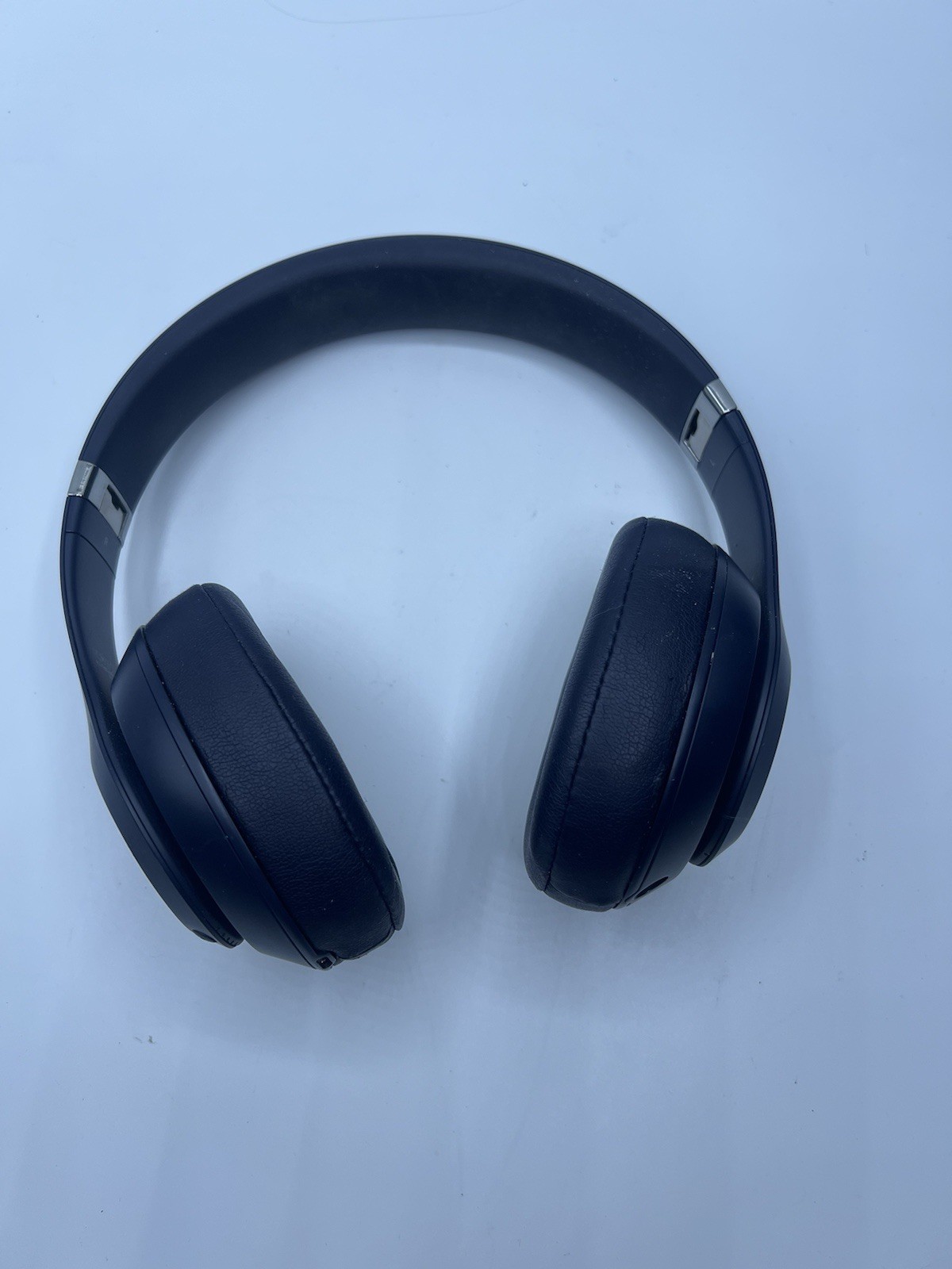 Beats by Dr. Dre Studio3 Bluetooth On Ear Wireless Headphones/W Case – Navy Blue