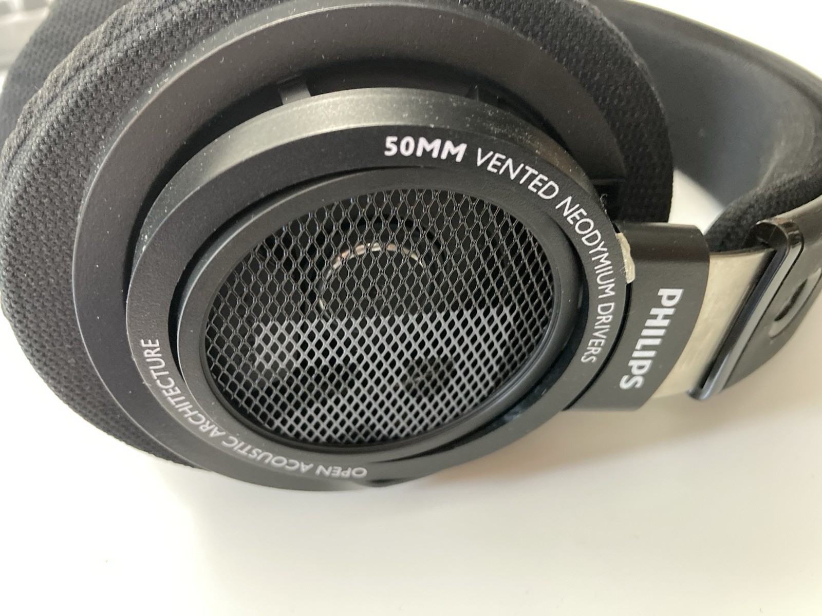 Philips SHP9500 Black HiFi Stereo Over-Ear Wired Headphones