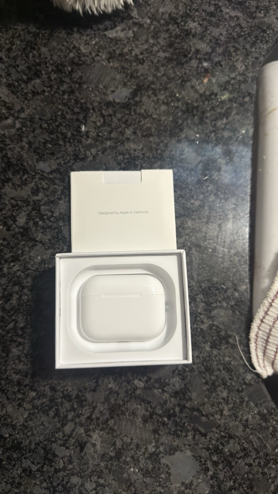 Apple AirPods Pro 3 Wireless In-Ear Bluetooth Earbuds w/ Charging Case White
