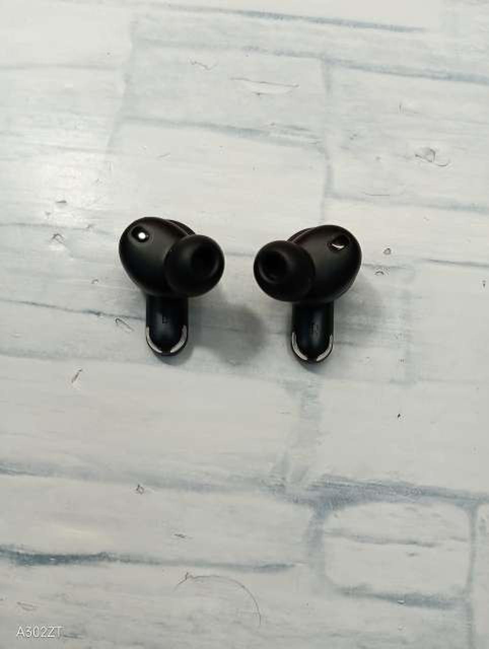 JBL Tour Pro 2 True Wireless Earbuds – Used, Some Scratches