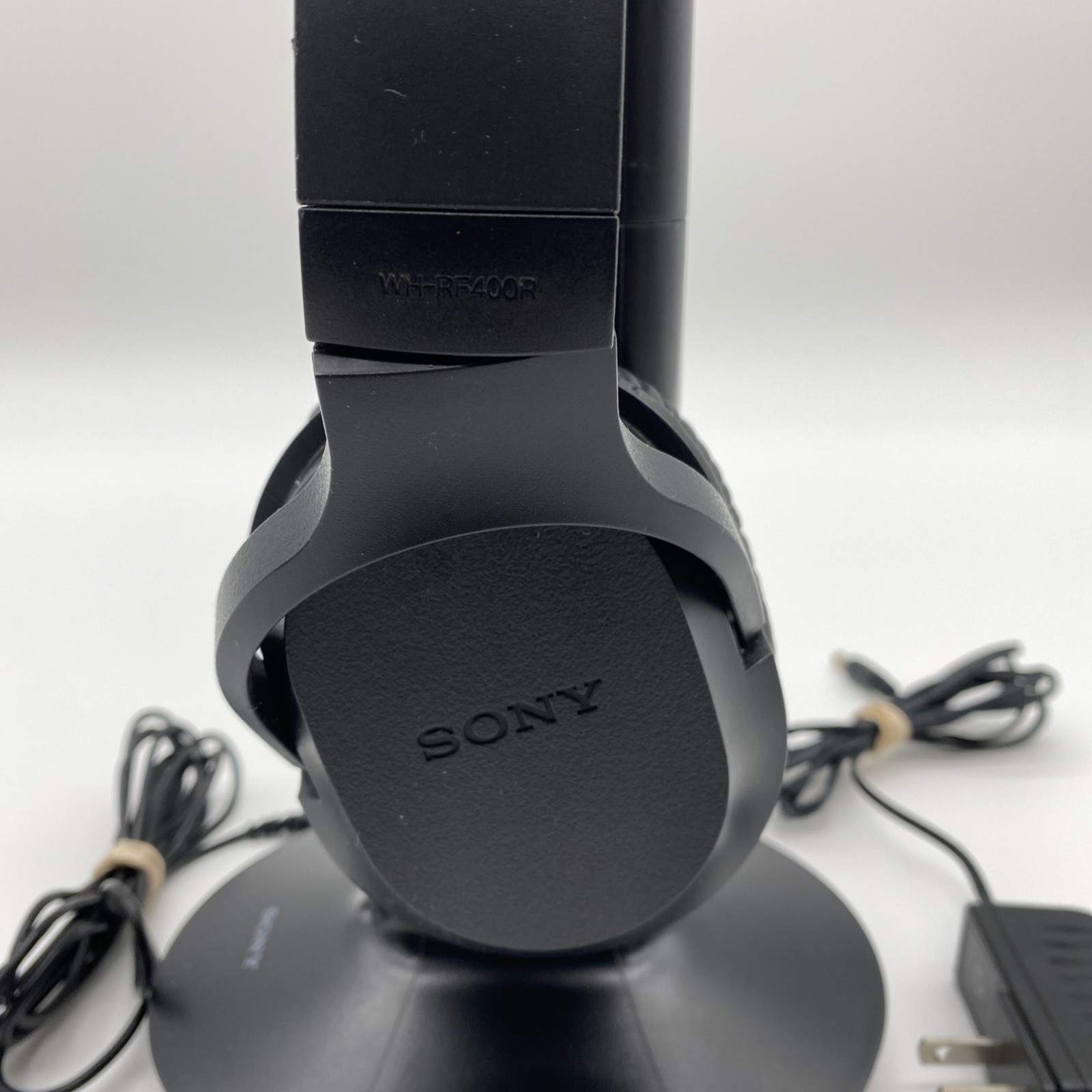 Sony WH-RF400R Over the Ear Headset w/ TMR-RF400 Charging Base Tested Working