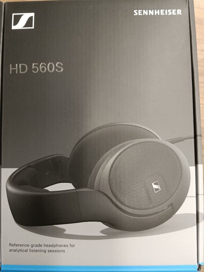 Sennheiser HD 560S Headphones 8075