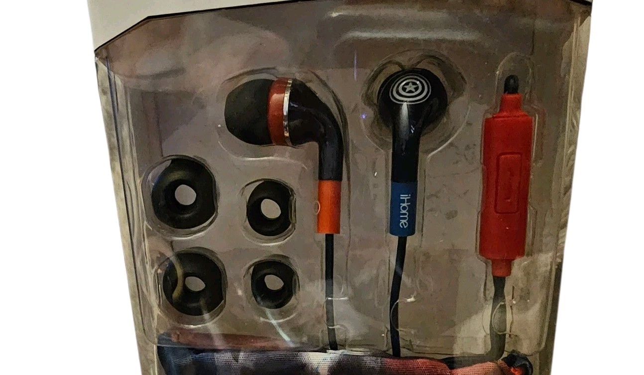 Marvel Captain America Ihome Noise Isolating Earbuds Civil War Buit In Mic NIB