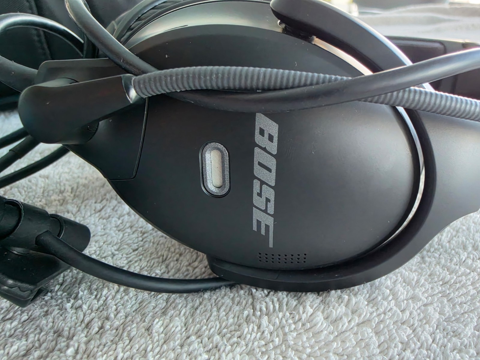 Bose A30 Aviation Headset – Noise Cancelling, Over the Ear, Bluetooth