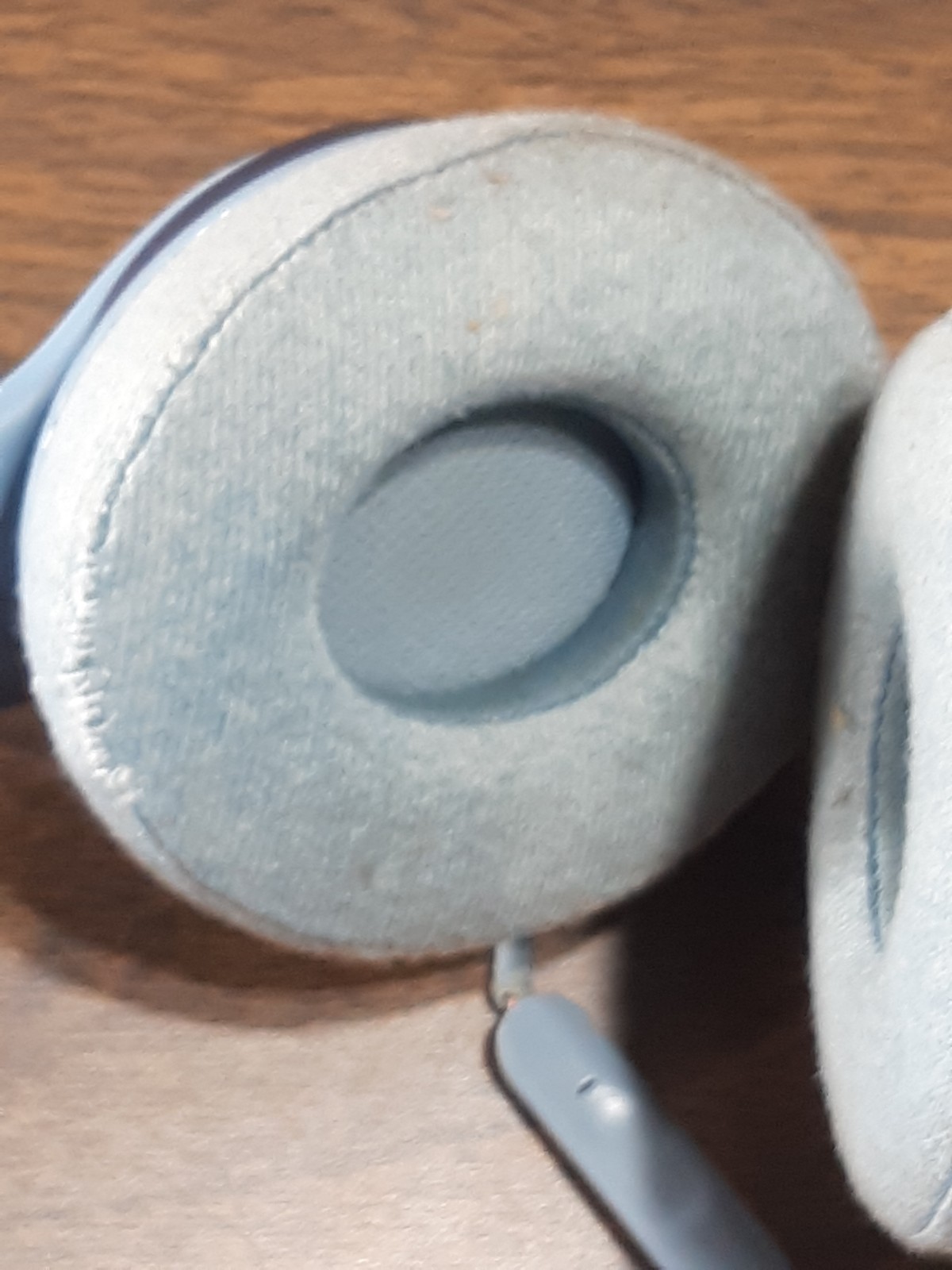Beats Solo 2 Wired On-Ear Headphones Baby Blue WORKS