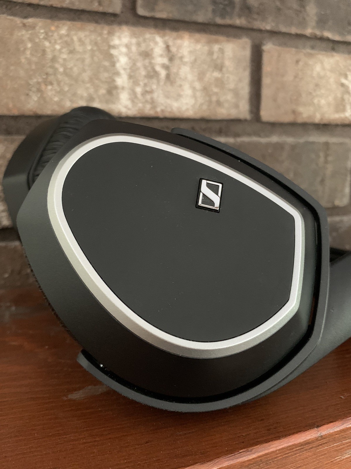 Sennheiser HDR 195 Wireless Headphones For RS 195-U RF Listening System | CLEAN