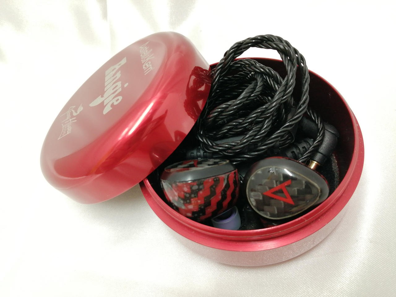 JH Audio Angie Earphones 8BA Collab Reference In-Ear 10Hz-23kHz 17Ω